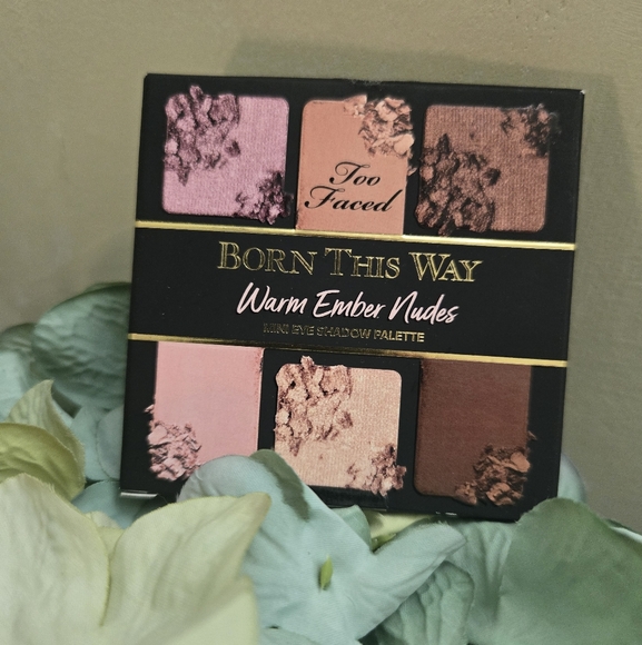 Too Faced Born This Way Warm Amber Nudes Mini Eyeshadow Palette NIB - Picture 1 of 3